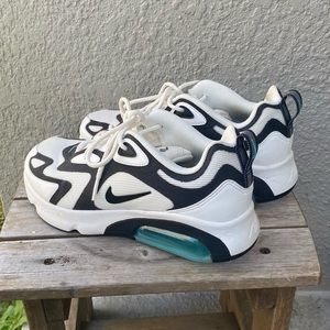 Nike AirMax 200 Sneakers